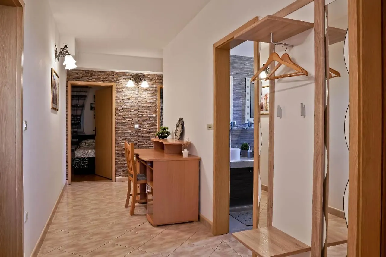 Apartment Dalibor 1870 Pula